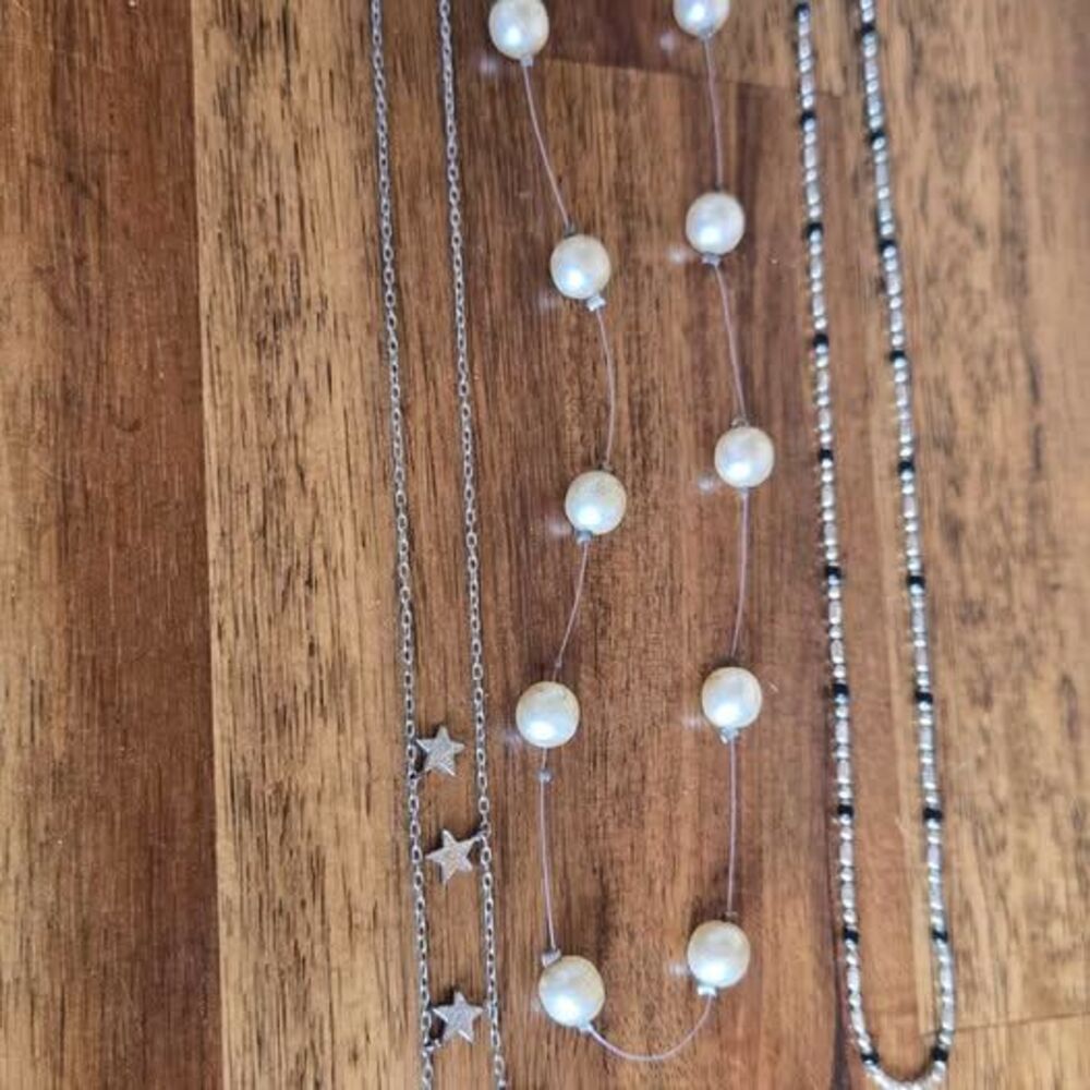 Pre-Owned Necklace Bundle | 3 Layering Necklaces